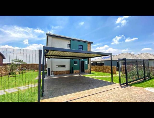 3 BEDROOM HOUSE FOR SALE IN FOURWAYS